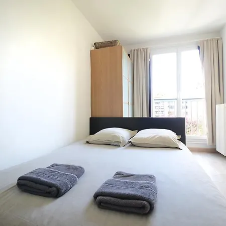 Bastille Marais Balcon Apartment Paris