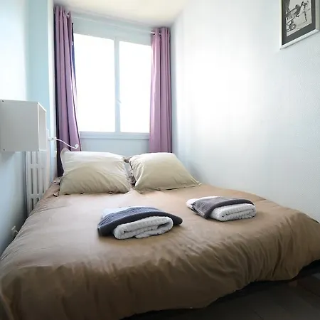 Bastille Marais Balcon Paris